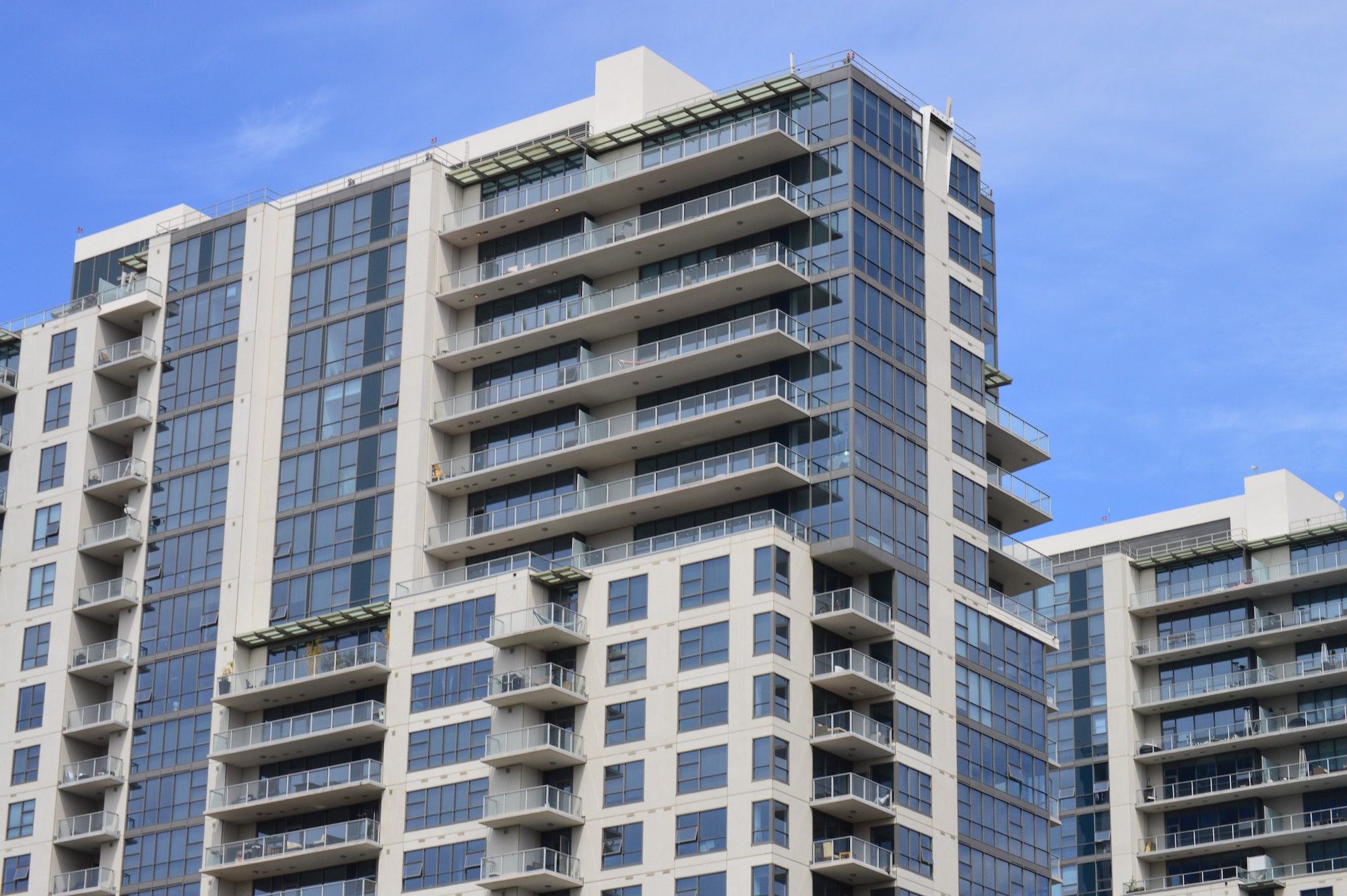 larkin-hammond-condo-building